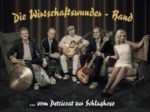 <font size=+1>16.August 2026 – Boogie & Swing im Schlosshof</font>